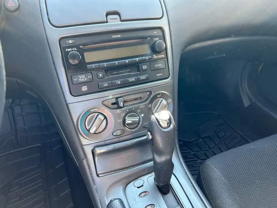 2003 Toyota Celica 7th Gen - Image 15 of 20