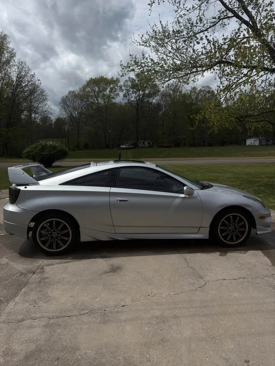 2003 Toyota Celica 7th Gen - Image 2 of 9