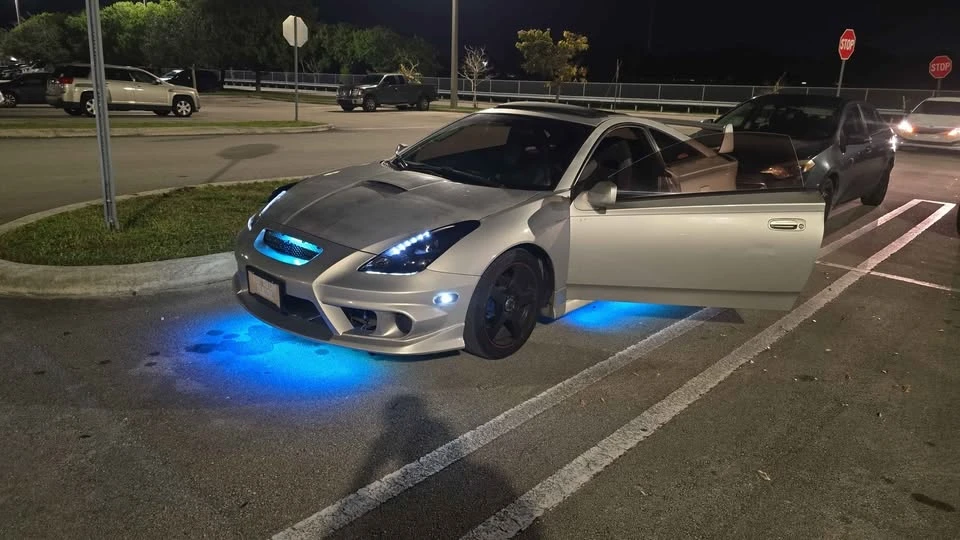 2003 Toyota Celica 7th Gen - Image 9 of 16