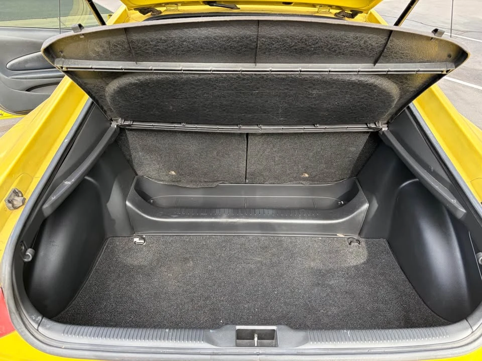 2003 Toyota Celica 7th Gen - Image 6 of 7