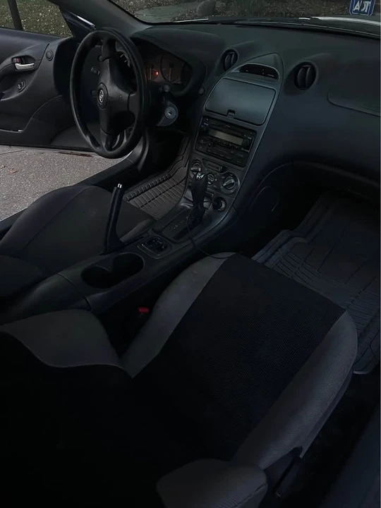 2003 Toyota Celica 7th Gen - Image 8 of 15