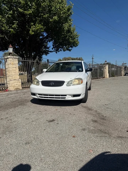 2003 Toyota Corolla 9th Gen - Image 2 of 5