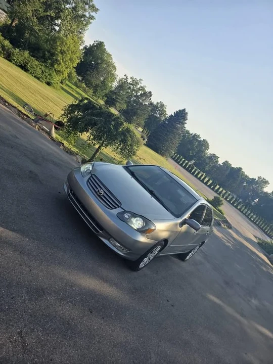 2003 Toyota Corolla 9th Gen - Image 2 of 5