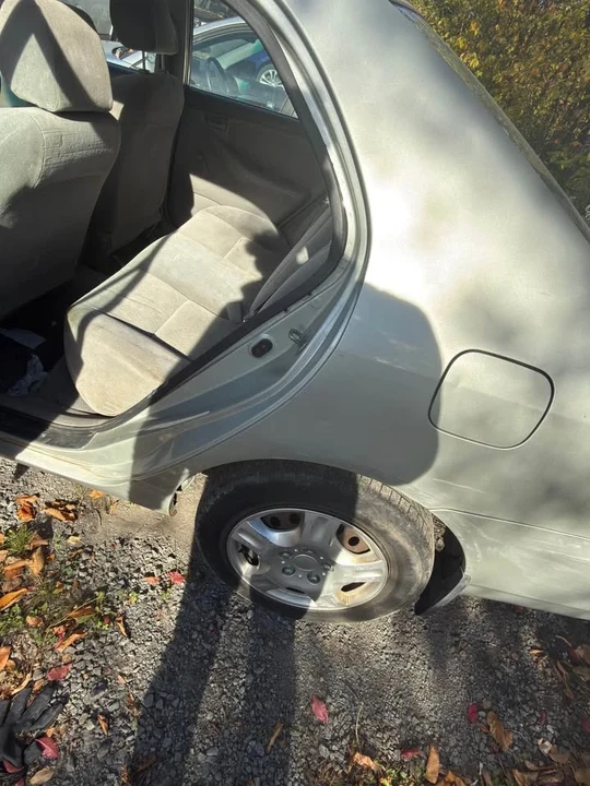 2003 Toyota Corolla 9th Gen - Image 2 of 11