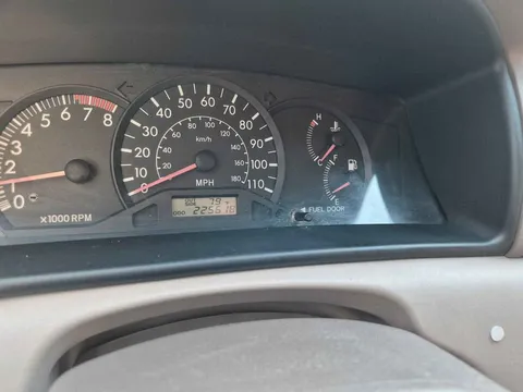 2003 Toyota Corolla 9th Gen - Image 2 of 9