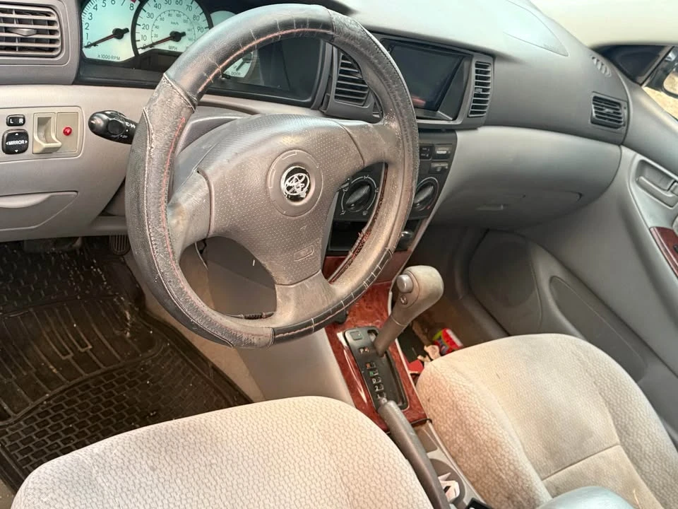 2003 Toyota Corolla 9th Gen - Image 5 of 7