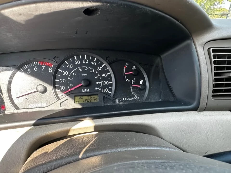 2003 Toyota Corolla 9th Gen - Image 11 of 13