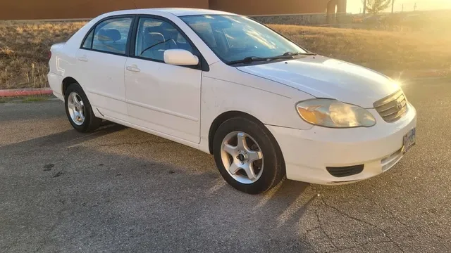 2003 Toyota Corolla 9th Gen - Image 2 of 11