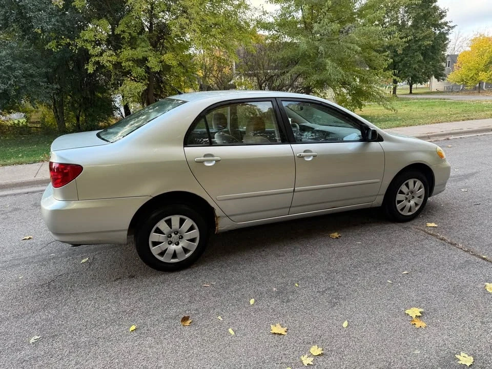 2003 Toyota Corolla 9th Gen - Image 5 of 11