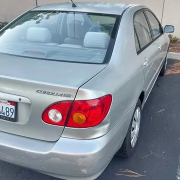 2003 Toyota Corolla LE
