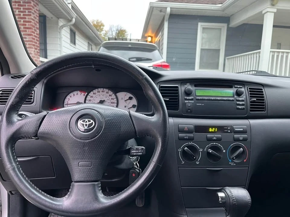 2003 Toyota Corolla 9th Gen - Image 6 of 10