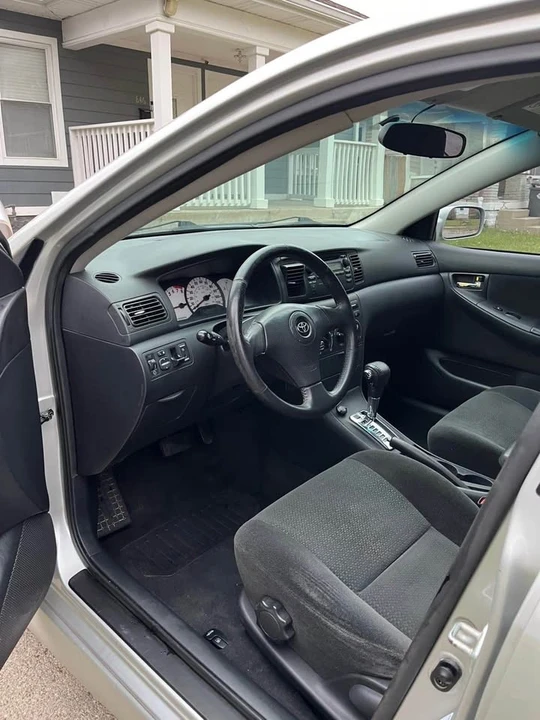 2003 Toyota Corolla 9th Gen - Image 5 of 10