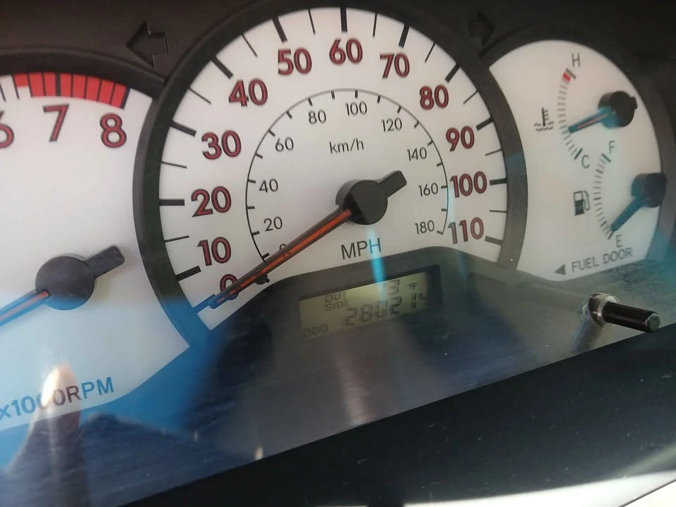 2003 Toyota Corolla 9th Gen - Image 13 of 14