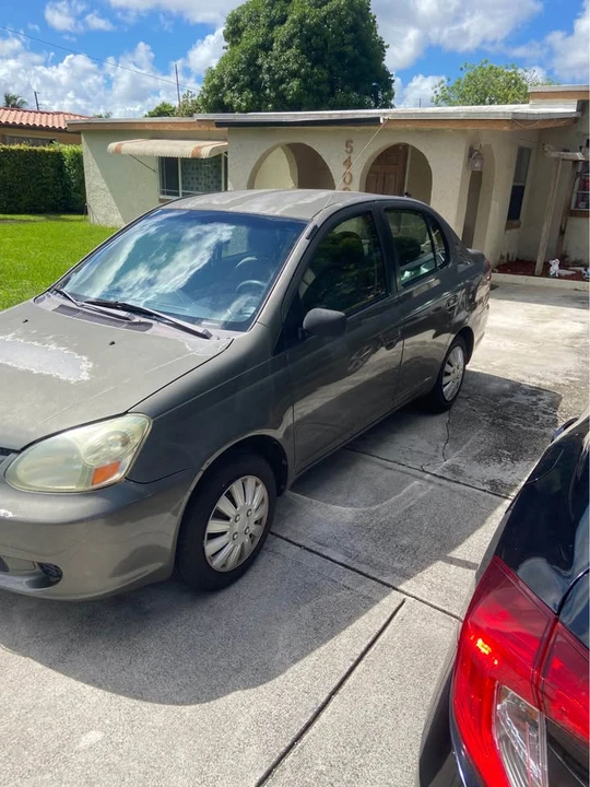 2003 Toyota Echo - Image 4 of 7