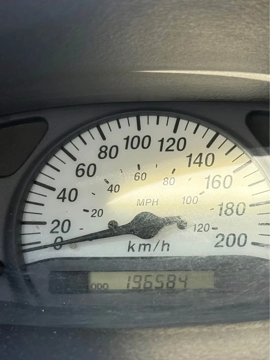 2003 Toyota Echo - Image 8 of 8