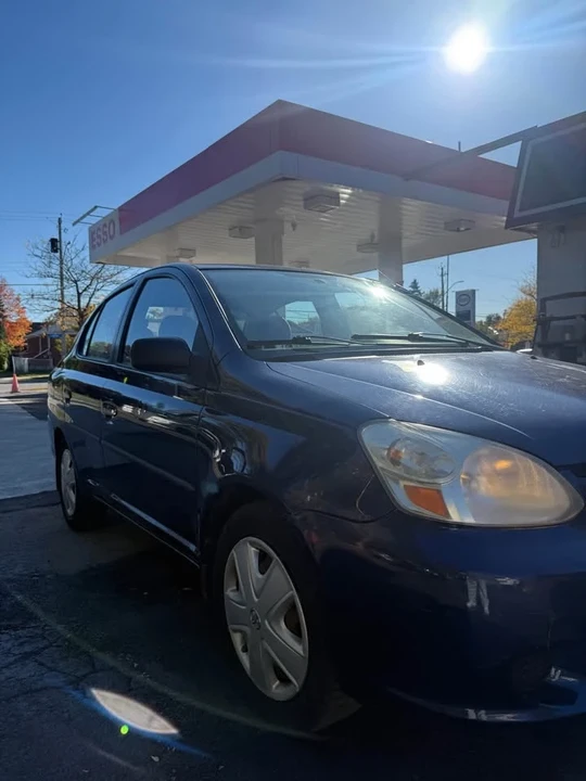 2003 Toyota Echo - Image 3 of 8