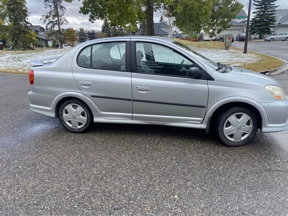 2003 Toyota Echo - Image 3 of 9