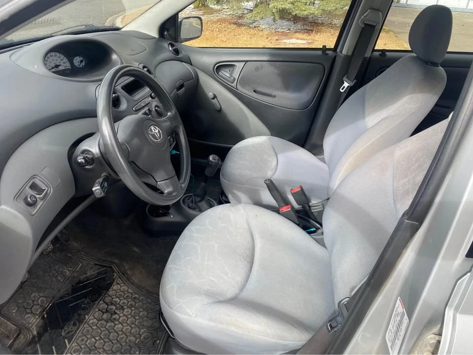 2003 Toyota Echo - Image 7 of 9