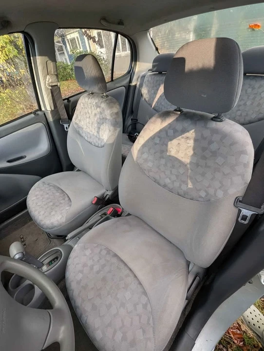 2003 Toyota Echo - Image 4 of 9