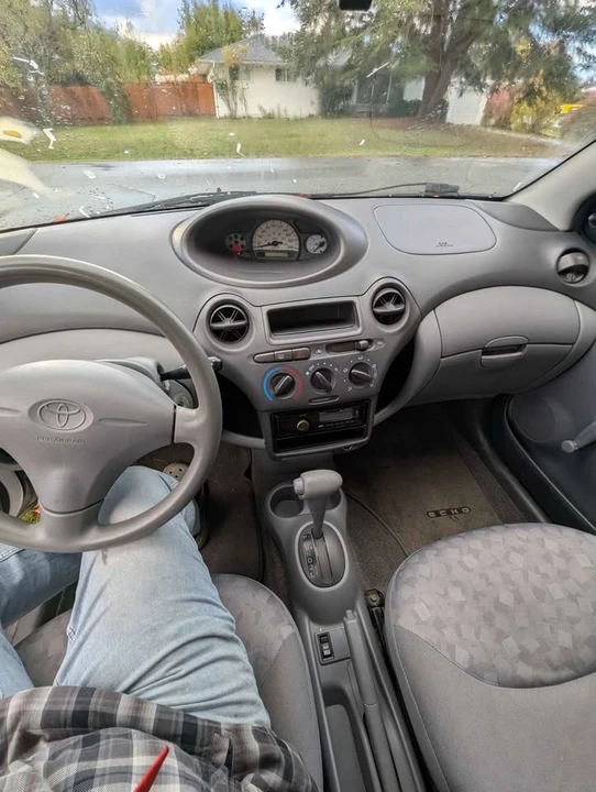 2003 Toyota Echo - Image 7 of 9