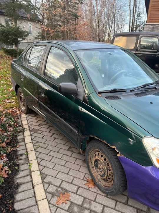 2003 Toyota Echo - Image 4 of 5