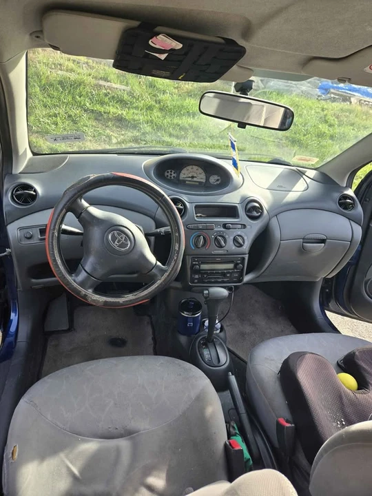 2003 Toyota Echo - Image 3 of 5