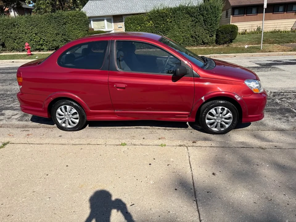 2003 Toyota Echo - Image 2 of 15
