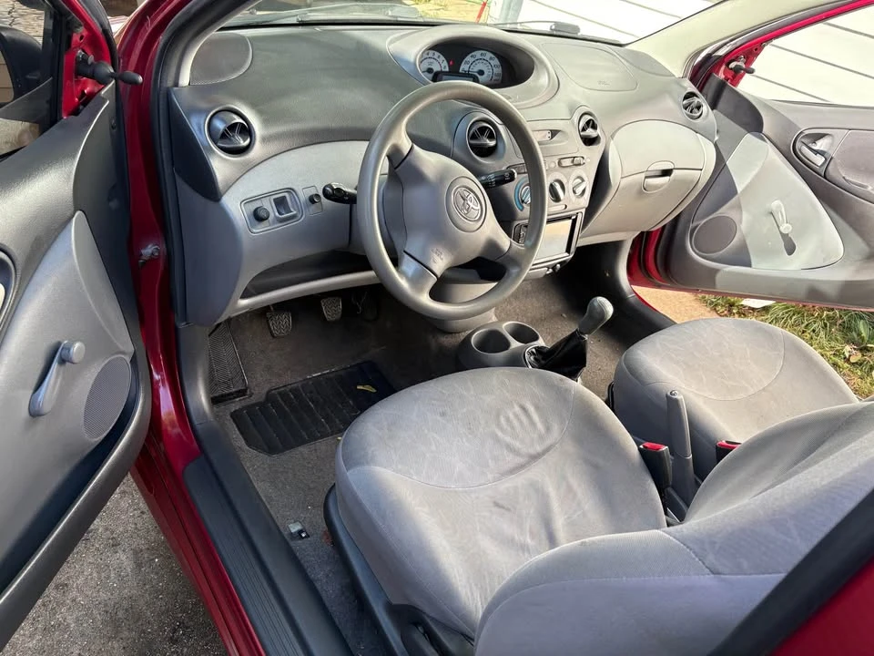 2003 Toyota Echo - Image 5 of 15