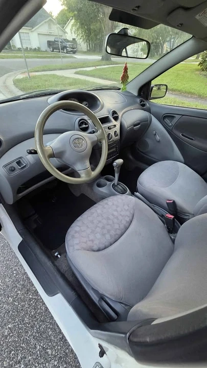 2003 Toyota Echo - Image 5 of 10