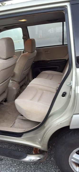 2003 Toyota Highlander - Image 8 of 8