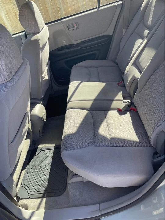 2003 Toyota Highlander - Image 6 of 9