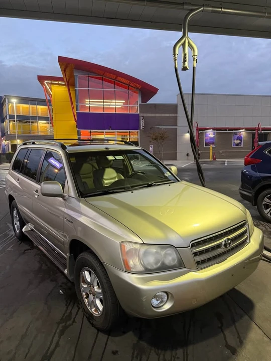 2003 Toyota Highlander - Image 6 of 18