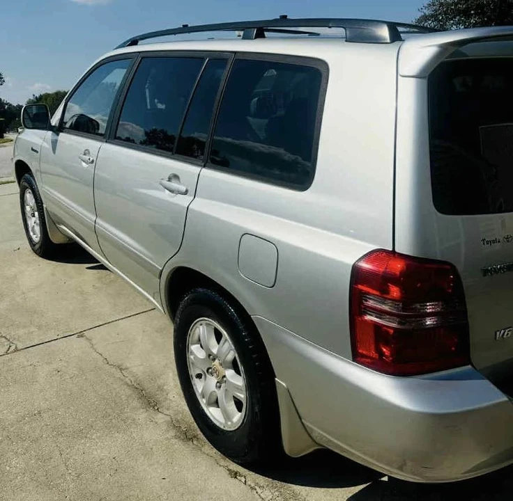2003 Toyota Highlander - Image 3 of 7