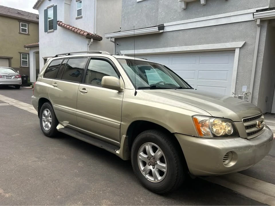2003 Toyota Highlander - Image 2 of 4