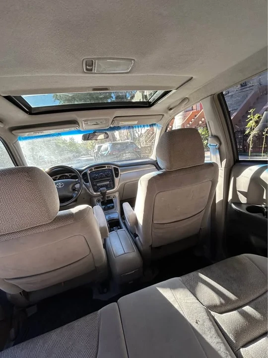2003 Toyota Highlander - Image 5 of 9