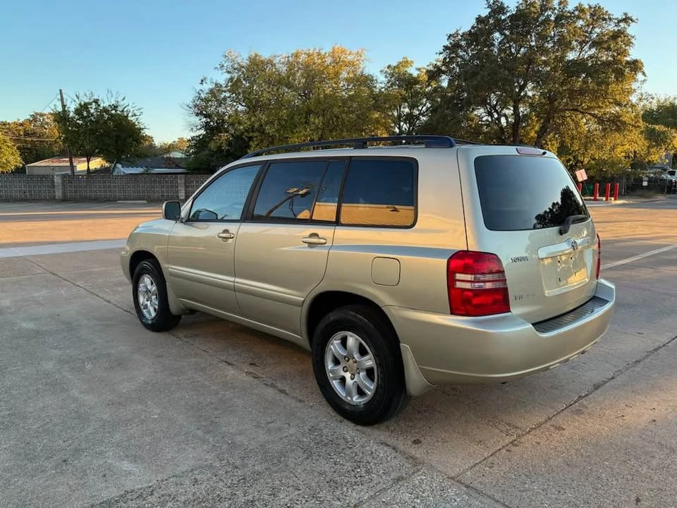 2003 Toyota Highlander - Image 6 of 12