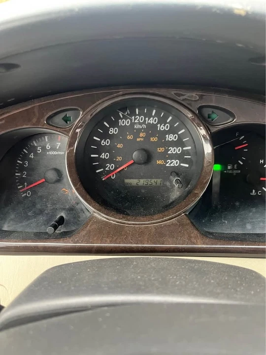 2003 Toyota Highlander - Image 11 of 15