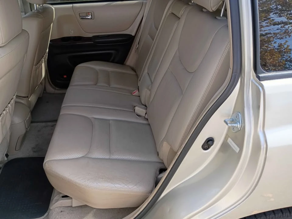 2003 Toyota Highlander - Image 4 of 4