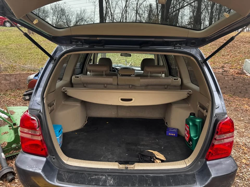 2003 Toyota Highlander - Image 8 of 8