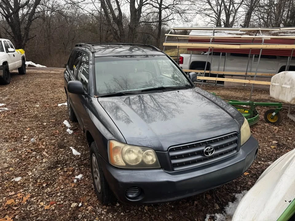 2003 Toyota Highlander - Image 2 of 8