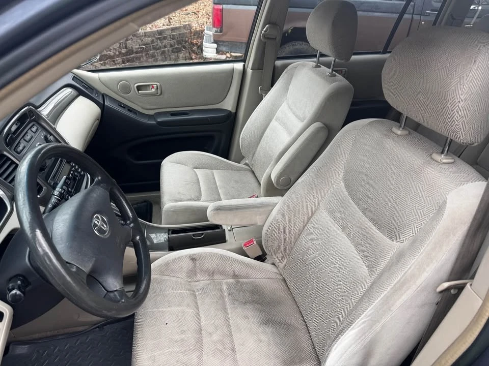 2003 Toyota Highlander - Image 6 of 8