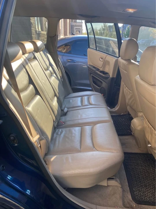 2003 Toyota Highlander - Image 6 of 10