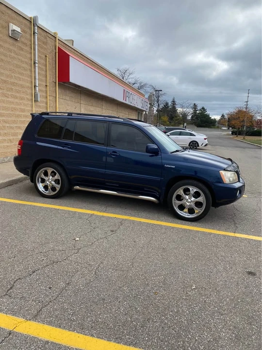 2003 Toyota Highlander - Image 2 of 10