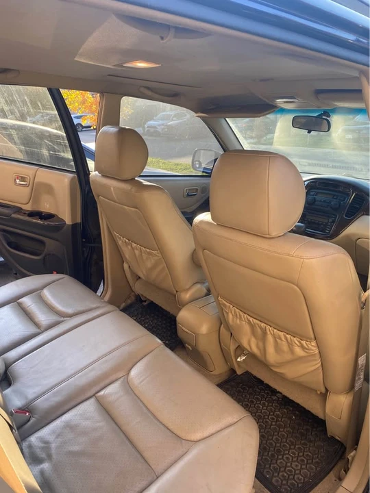2003 Toyota Highlander - Image 3 of 10