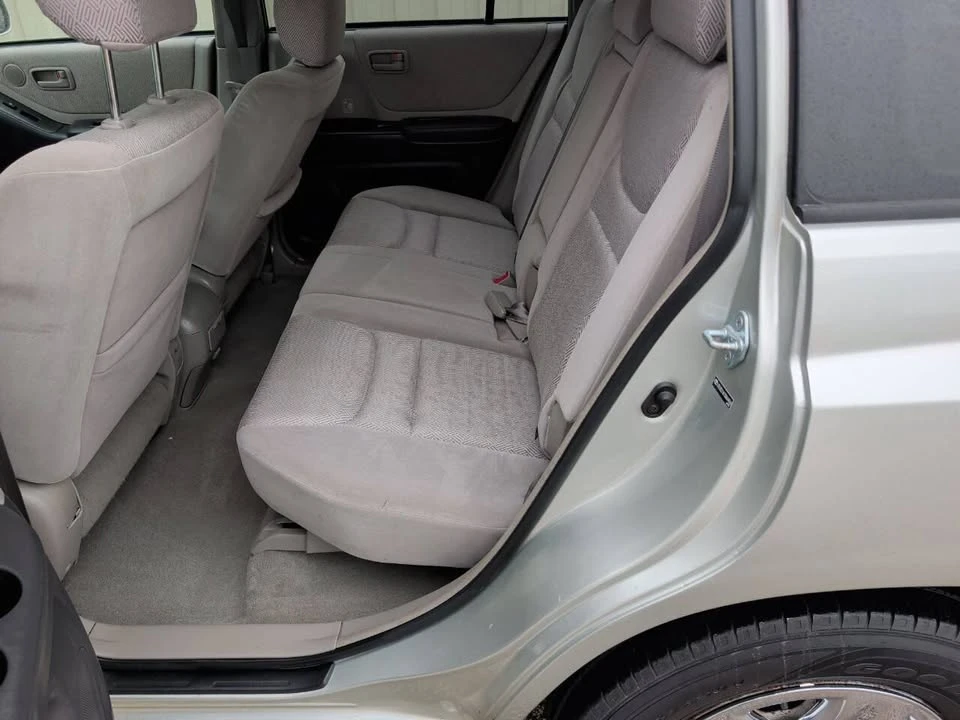 2003 Toyota Highlander - Image 17 of 20