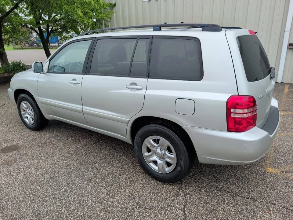 2003 Toyota Highlander - Image 13 of 20