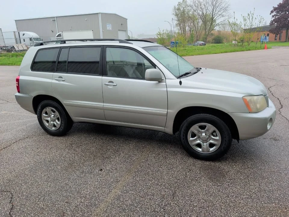 2003 Toyota Highlander - Image 7 of 20