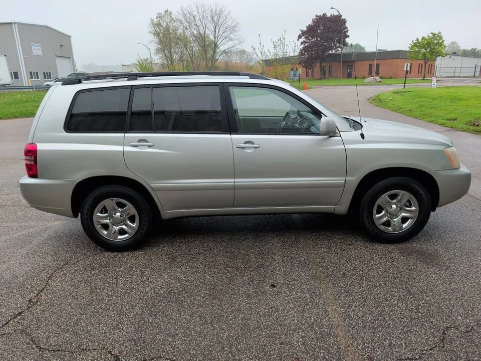 2003 Toyota Highlander - Image 8 of 20
