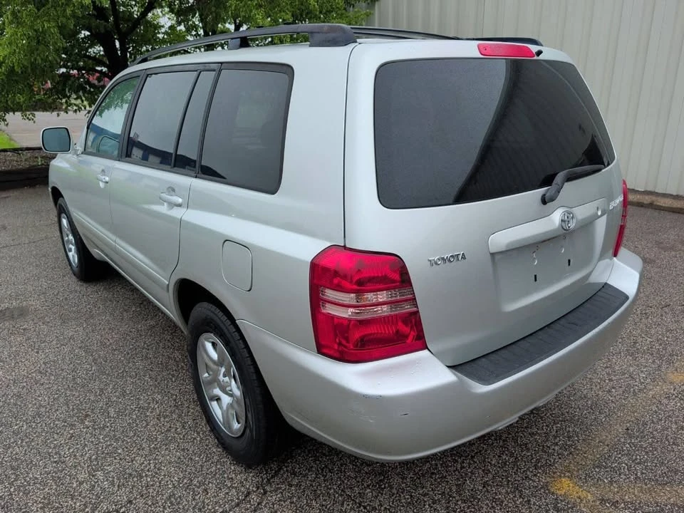 2003 Toyota Highlander - Image 12 of 20