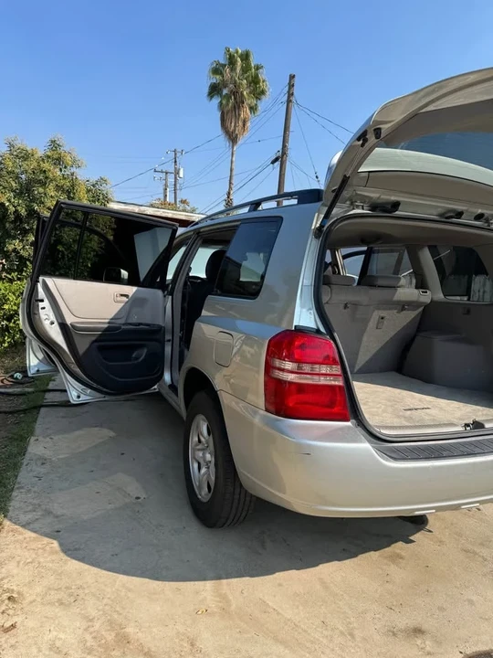2003 Toyota Highlander - Image 7 of 10